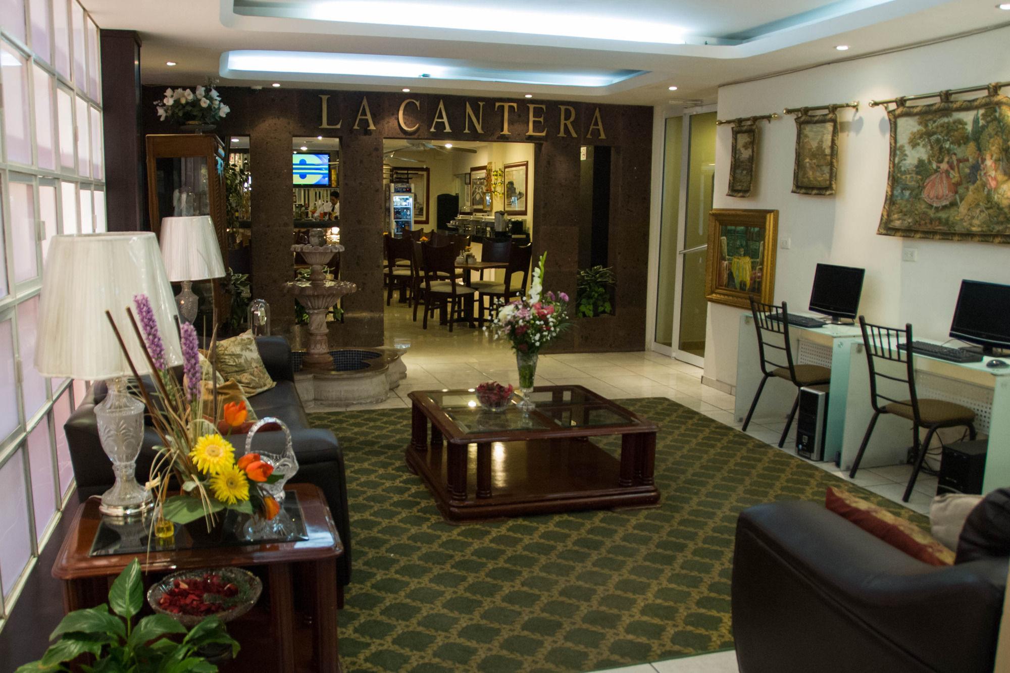 Hotel Rincon Real Suites Durango Exteriér fotografie